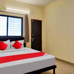 Hotel O Dhuldev Executive Rooms